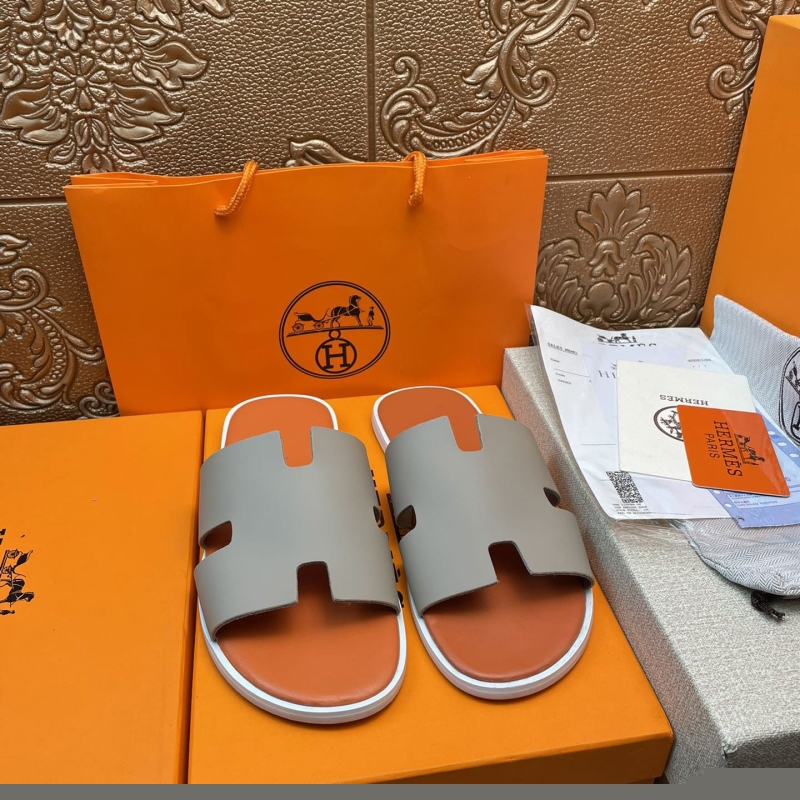 H**mes slippers